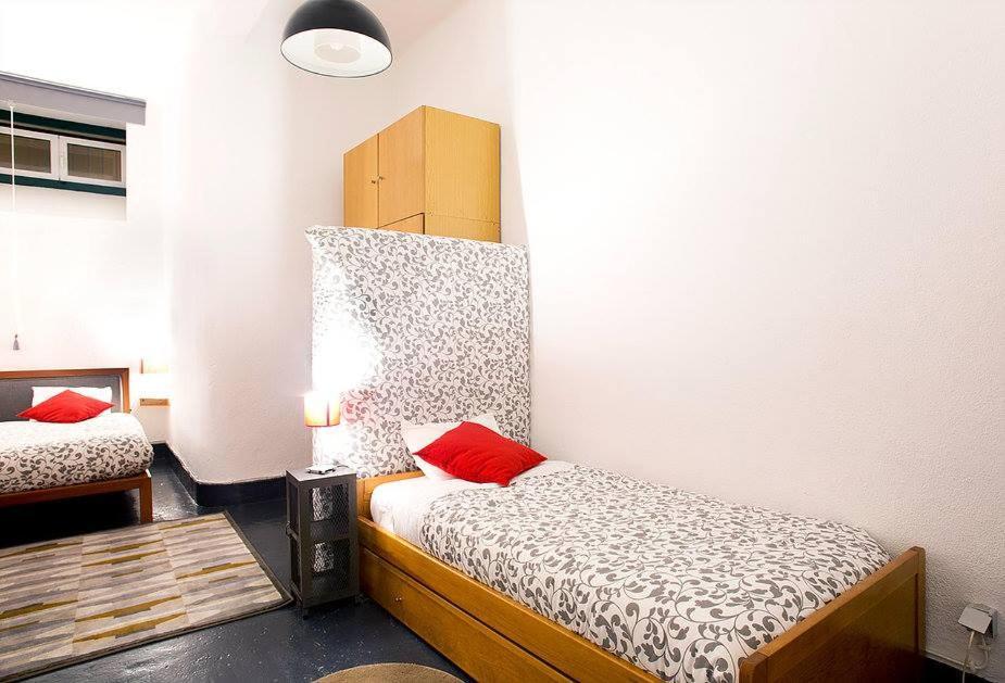 Renewed Apartment In Alfama Lisbon Bagian luar foto